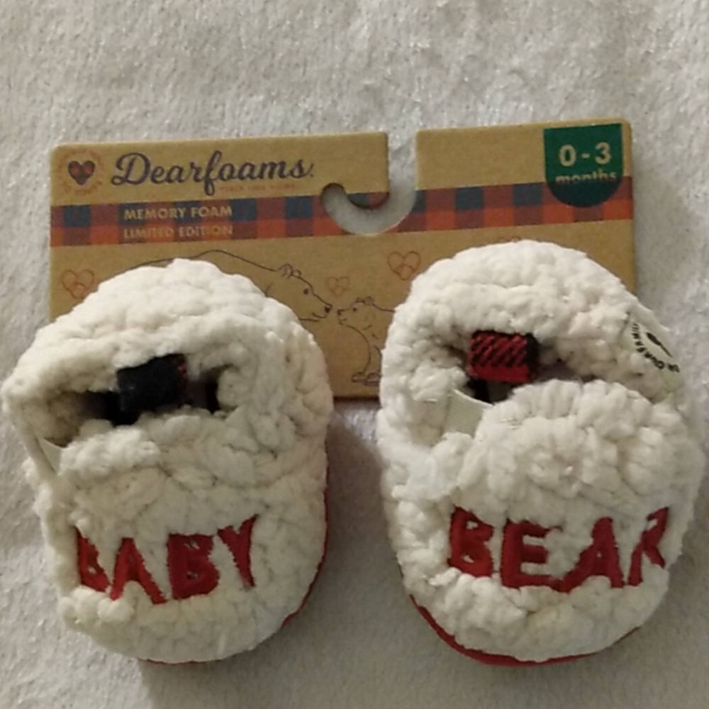 DEARFOAMS BABY SLIPPERS BABY SIZE 0-3 MONTHS NEW